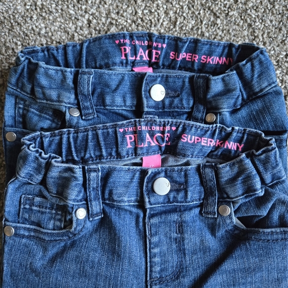Lot Of 2 Jeans Children's Place Size: 2T - Picture 3 of 5